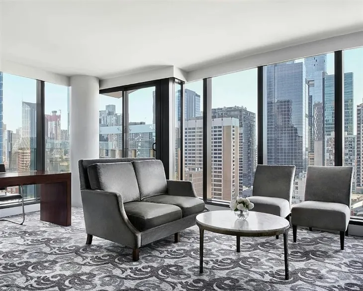 Hotera Kamuri Lounge Chair